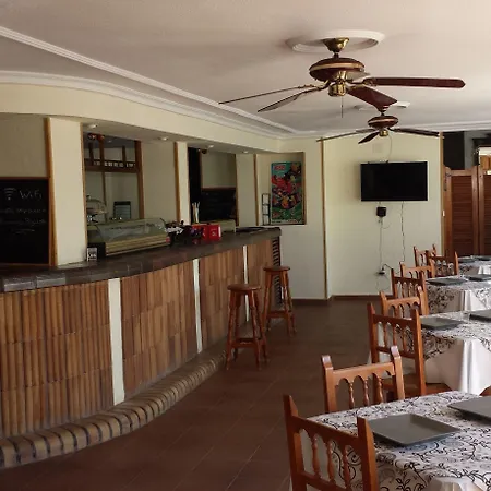 Hostal Bahia Alicante-2