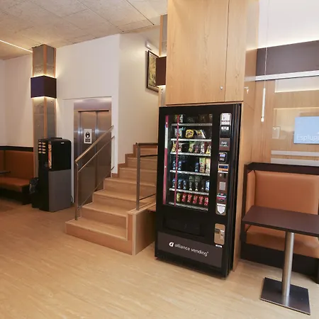 Hotel Esplugues-2