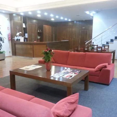 Hotel San Cibrao-3