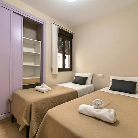 Amplio y Moderno Apartamento Lorenzo Ferreira-2