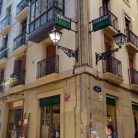 Pension Larrea-2