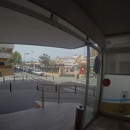 Hotel Golden Sand-2