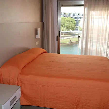 Hotel Marina-2