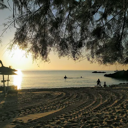 Zhimbad B&B By The Sea-2
