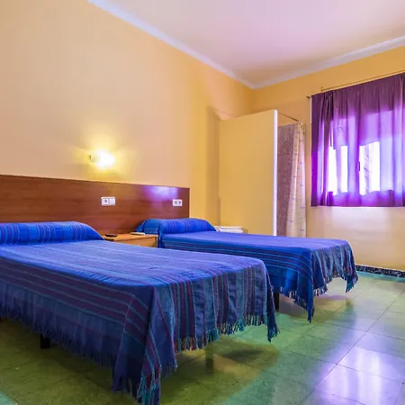 Hostal Urgell-3
