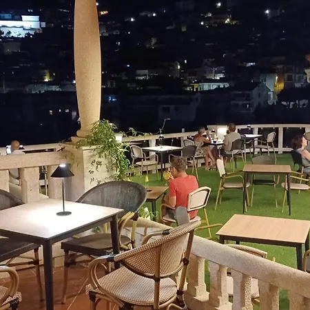 Hostal El Cerro - Only Adults-3