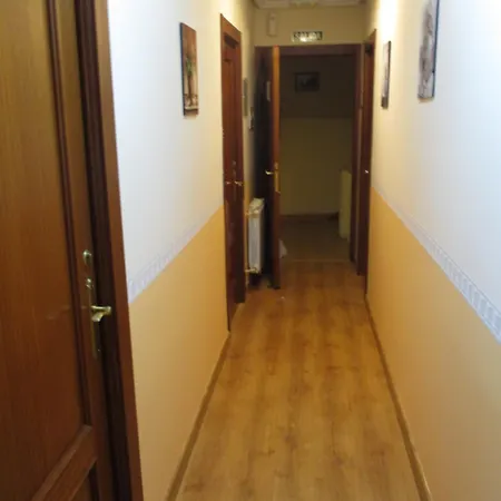 Hostal Becares-3