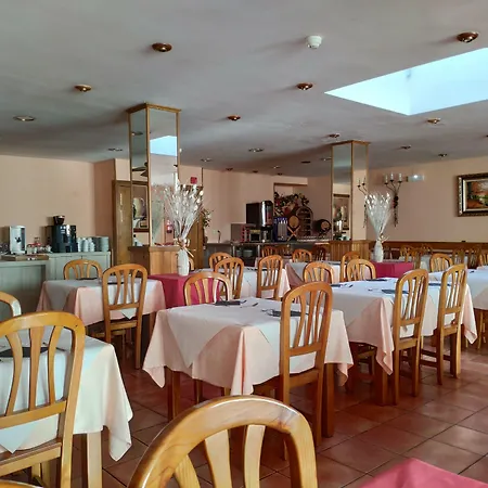 Hostal Pey-3