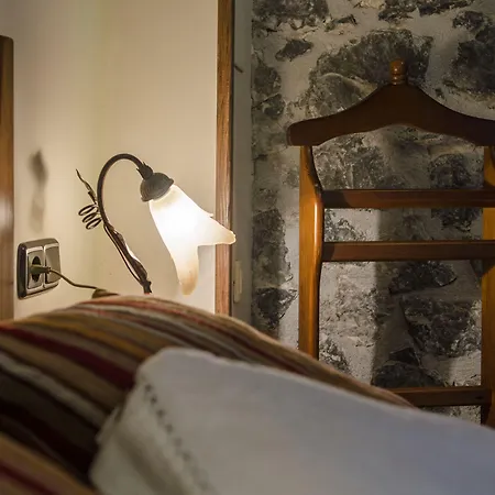 Hostal Rural Elosta-3