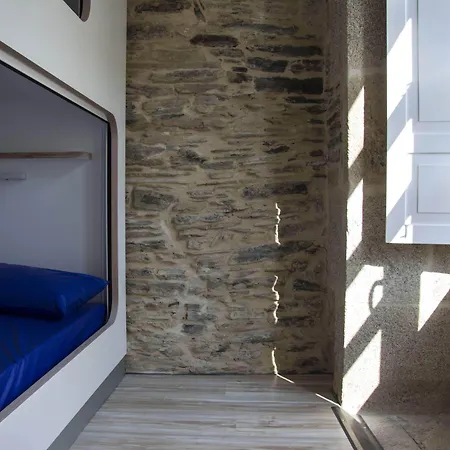 Hostel Cross (Adults Only)-3