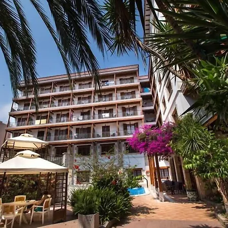 Hotel La Carolina-3