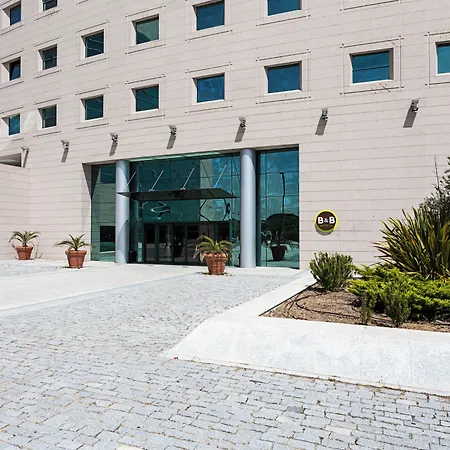 B&B HOTEL Madrid Aeropuerto T4-3