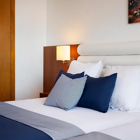 Hotel Tahiti Playa & Suites 4Sup-2