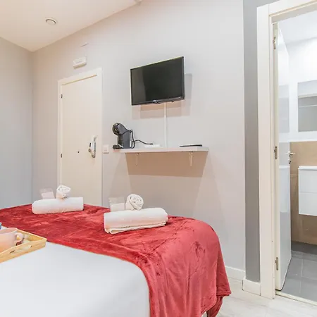 Fira Rooms Barcelona Hospitalet-3