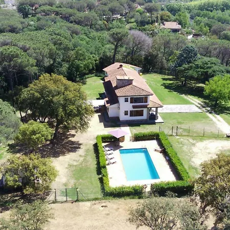 Villa Can Raurell Casa rural para 14 en Girona-3