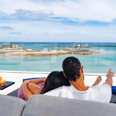 Blue Marina Suites - Boutique Apartments-3