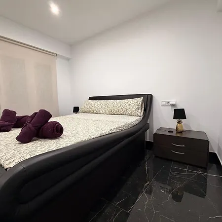 Castellon Deluxe-3