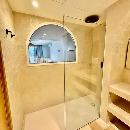 Neptuno Suites - Adults Only-2