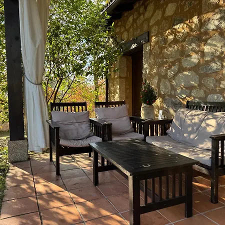 Apartamentos El Roble-3