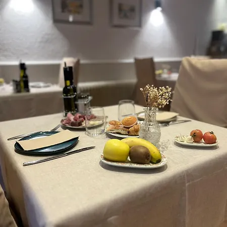Hostal La Placeta-2