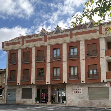 Hostal Jijones-3