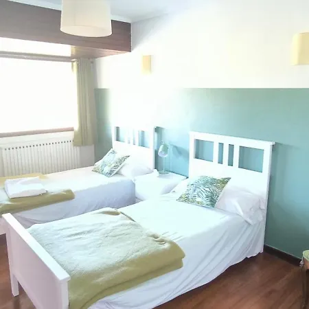 Azkorri Beach House 10 Rooms Bilbao-2