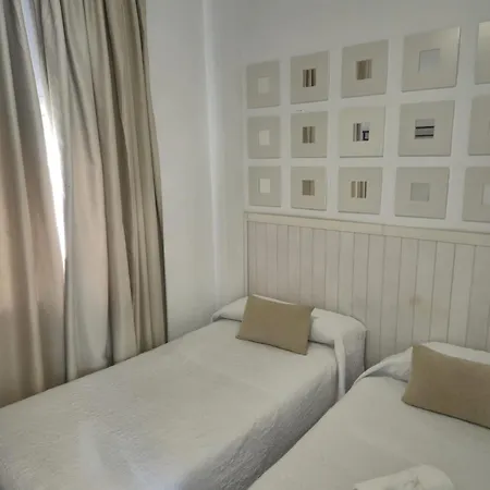 Apartamentos Playa Bajondillo-3