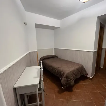 Hostal Hueso-2