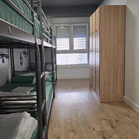 Bilbao Metropolitan Hostel By Bossh! Hotels-3