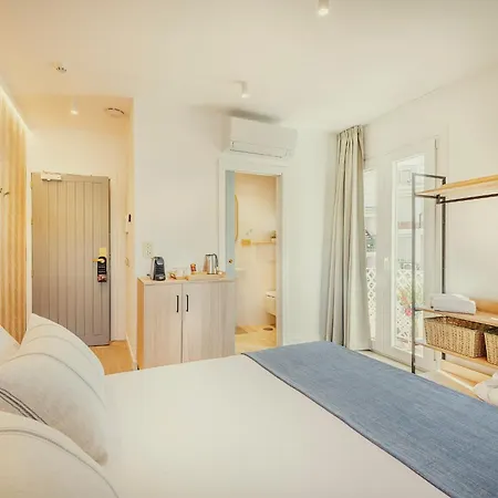 Beneste Nerja Hostal-3