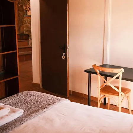 Casa Pardal Coliving & Coworking-2