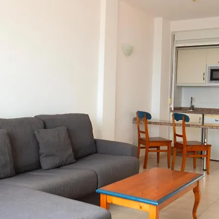 Hotel-Apartamento Las Olas-3