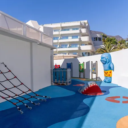 Hovima La Pinta Beachfront Family Hotel-3