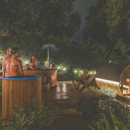 Moana Surf Hostel-3