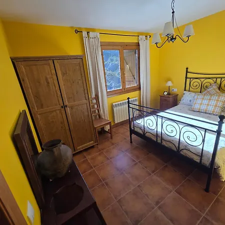 Casa Montenegro en Navarri-2