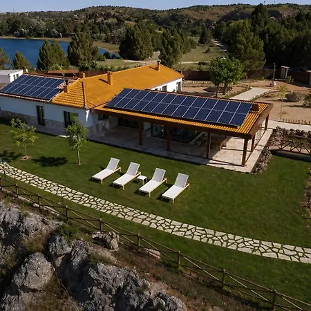 Casas Rurales Laguna La Tinaja-3