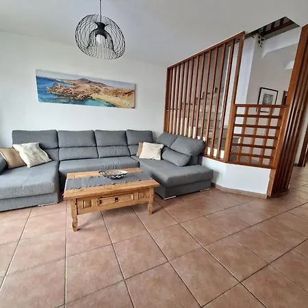 Villa Rosa Gadis-2