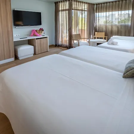 Monica Hotel-2