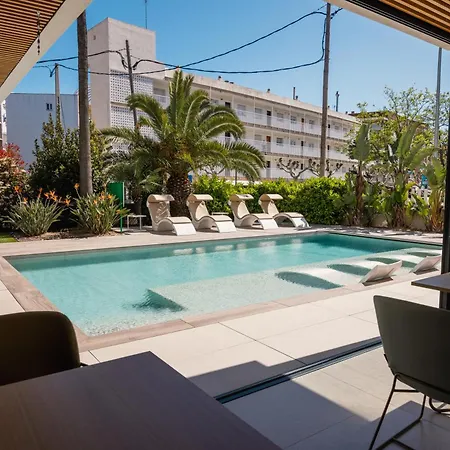 Instants Boutique Hotel (Adults Only)-3