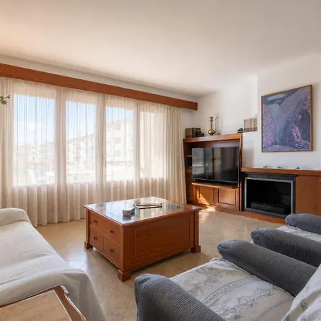 Bressol Deluxe Apartments-3