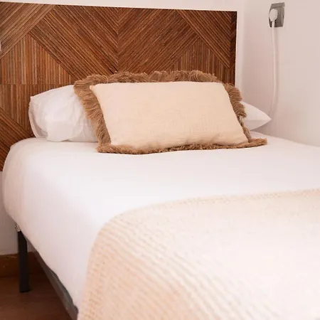 La Cocotera Boutique Hostel & Coworking-3
