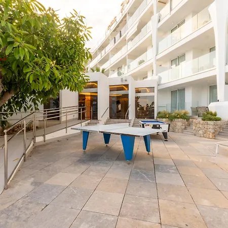 Suites Roc Portonova - Newly Renovated 2026-2