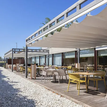 Innside By Melia Barcelona Aeropuerto-2