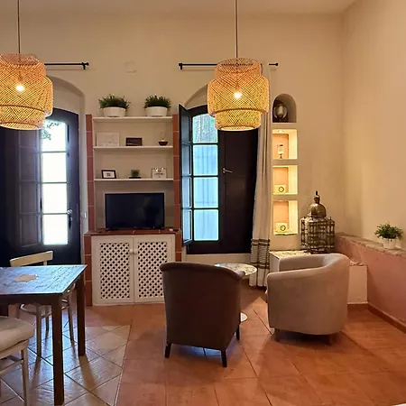 Darcilla Guest House-2