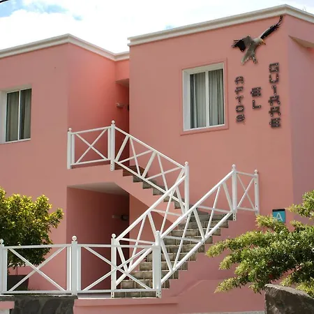 Apartamentos El Guirre-2
