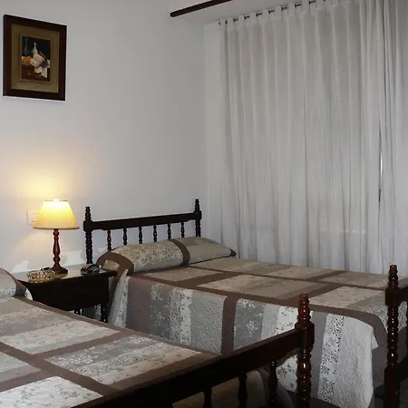 Hostal Navasfrias-2