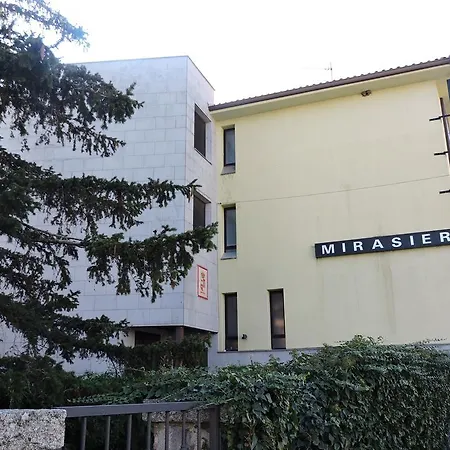 Hostal Mirasierra-2