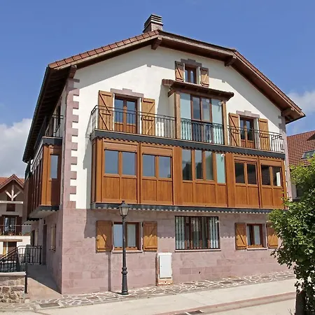 Apartamentos Irati Garralda-3