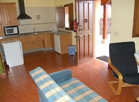 Apartamentos Rurales La Regatina-3