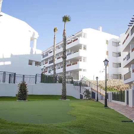 Residencial Linnea Sol by Mar Holidays-3